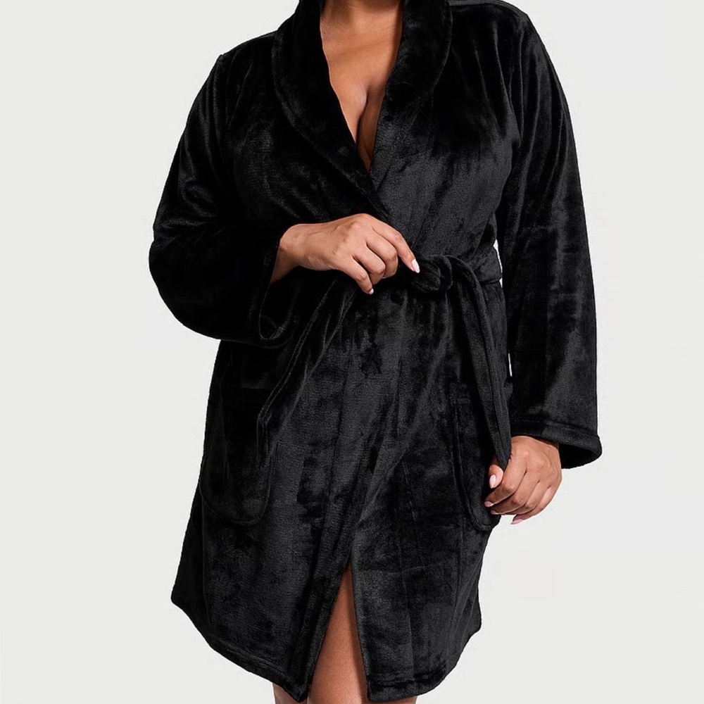 Victorias Secret Plush Robe M/L